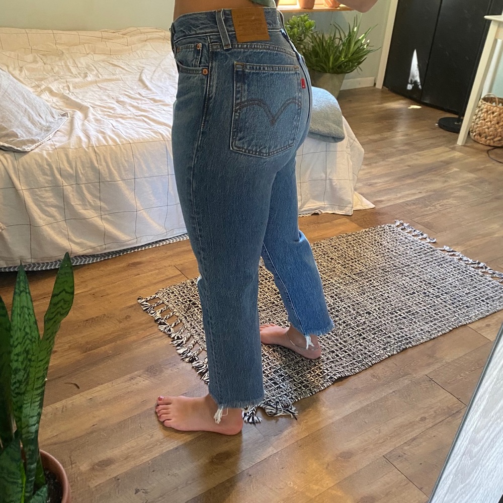 Levi’s wedgie straight jean